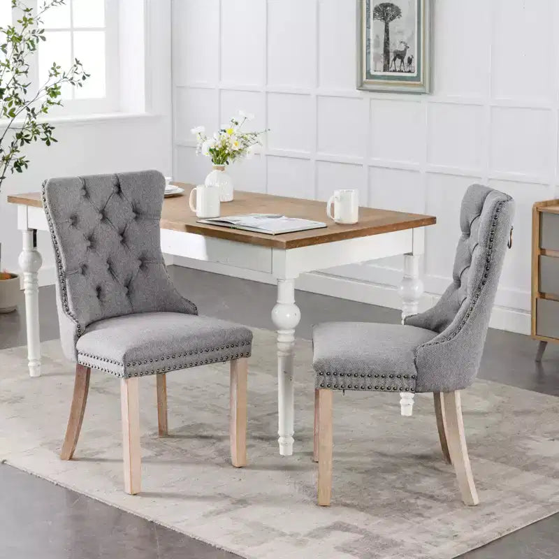 Lot de 2 chaises de salle à manger modernes en lin, chaises confortables en tissu touffetées haut de gamme, chaises d'appoint de cuisine avec pieds en bois massif et garniture cloutée