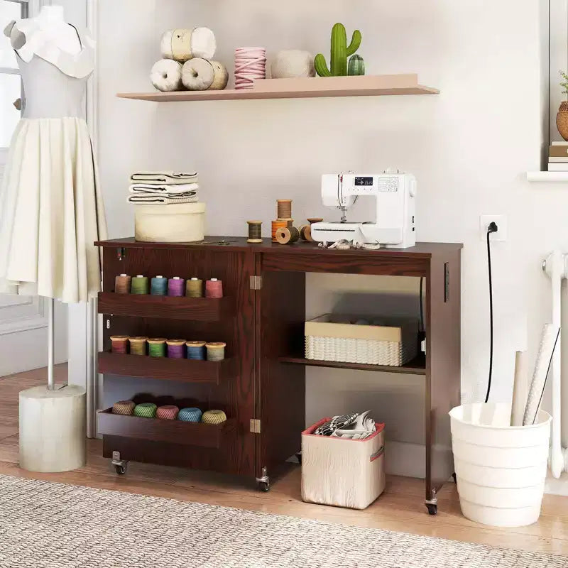 Table pliante pour machine à coudre, roulettes verrouillables, support avec 3 bacs de rangement et prises de courant, blanc/naturel/marron/blanc+naturel