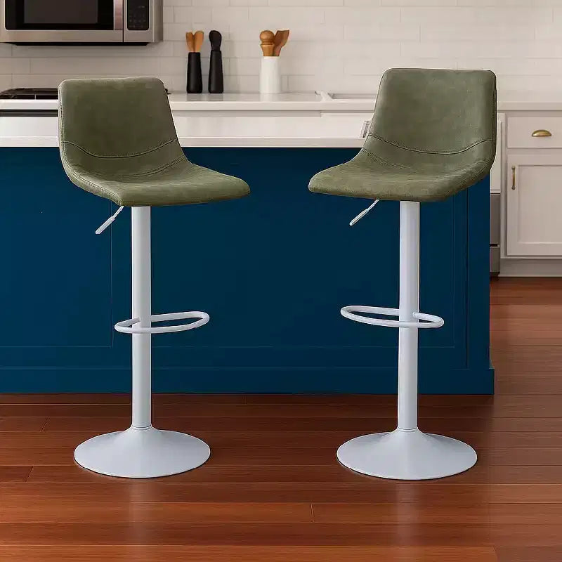 Tabourets de bar Tilbury avec base en fer blanc, hauteur réglable, assise en cuir, fonction pivotante et repose-pieds, lot de 2