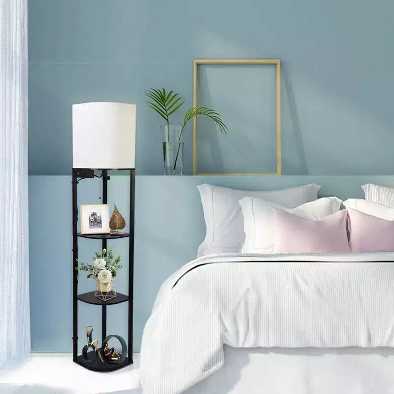Lampadaire avec étagères, lampadaire étagère RVB intelligent avec 2 ports USB et 1 prise de courant, affichage pour chambre à coucher, salon et bureau - Noir classique