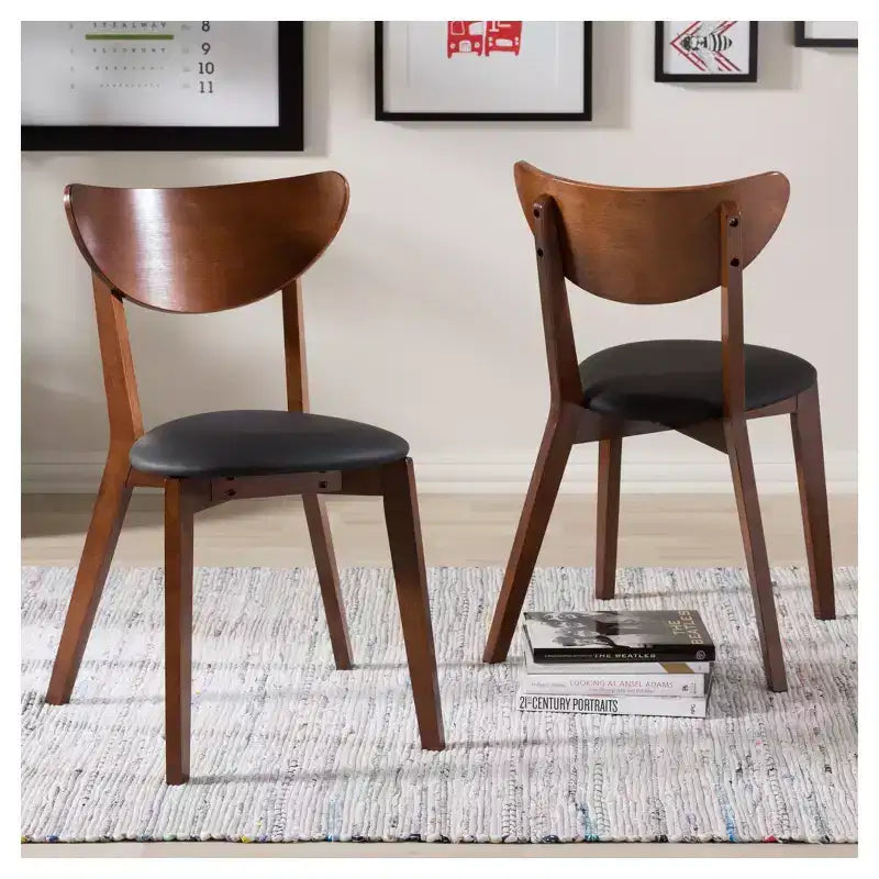 Lot de 2 chaises de salle à manger Sumner en similicuir, style Mid-Century - Noir, marron "noyer" : Structure en bois d'hévéa, capacité de 113 kg