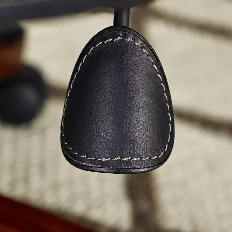 Fauteuil de bureau de direction en cuir reconstitué noir, mousse haute densité, accoudoirs fixes, cadre en bois